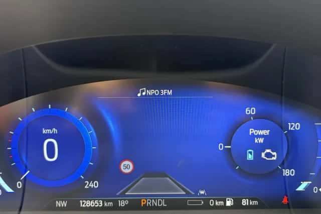 Ford Kuga (2021) thumbnail 31