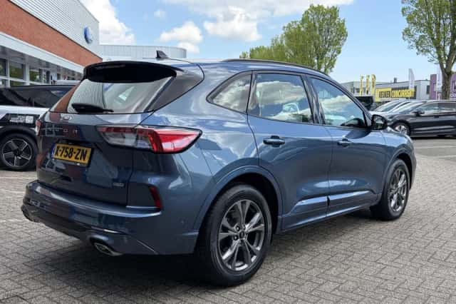 Ford Kuga (2021) thumbnail 10