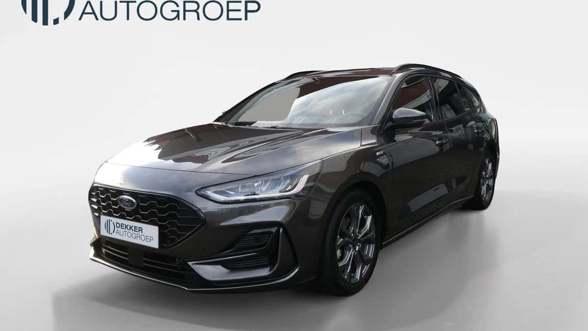 Ford Focus (2023) — foto 1