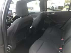 Ford Focus (2023) thumbnail 12