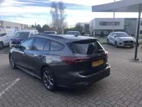 Ford Focus (2023) thumbnail 4