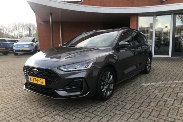 Ford Focus (2023) thumbnail 10