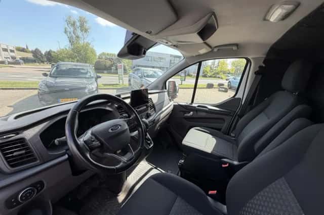 Ford Transit Custom (2021) thumbnail 15