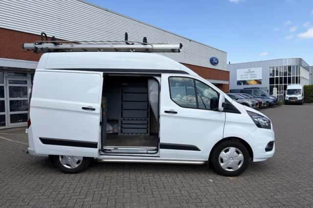Ford Transit Custom (2021) thumbnail 10