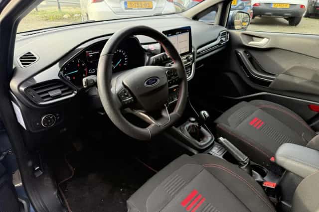 Ford Fiesta (2023) thumbnail 5