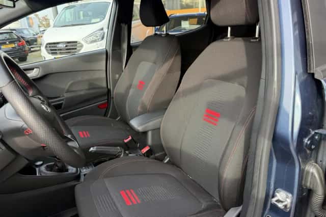 Ford Fiesta (2023) thumbnail 6