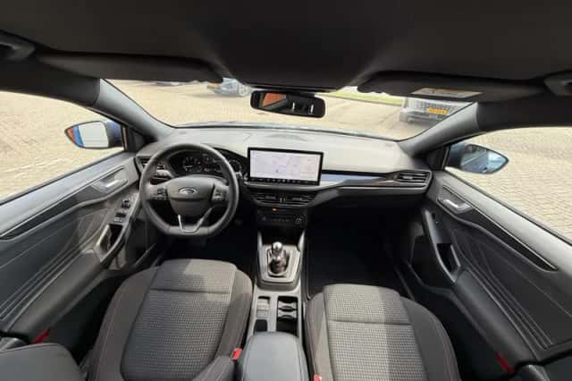 Ford Focus (2023) thumbnail 15