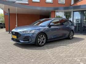 Ford Focus (2023) thumbnail 3