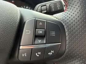 Ford Focus (2023) thumbnail 22
