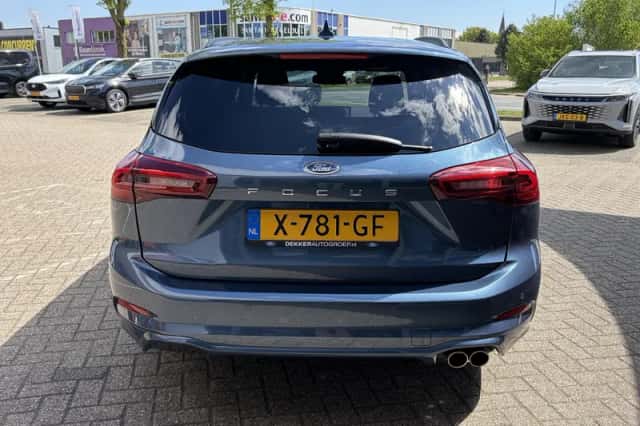 Ford Focus (2023) thumbnail 6