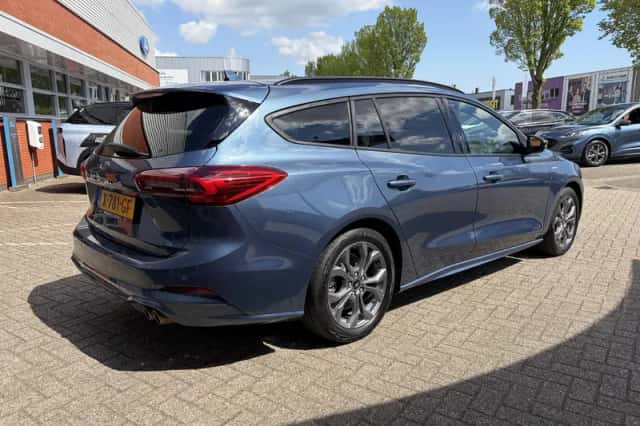 Ford Focus (2023) thumbnail 8