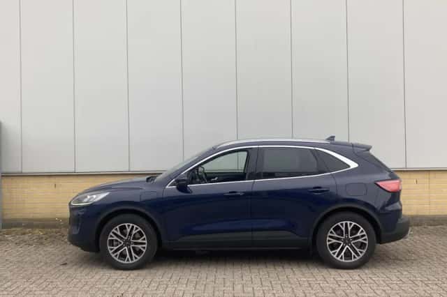 Ford Kuga (2020) thumbnail 2