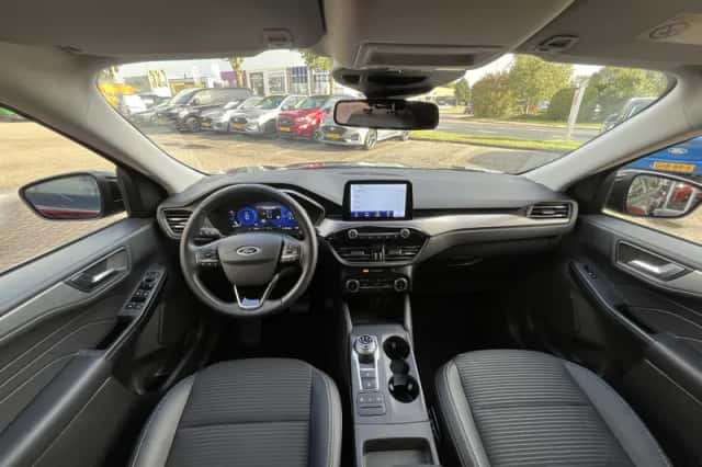 Ford Kuga (2022) thumbnail 14