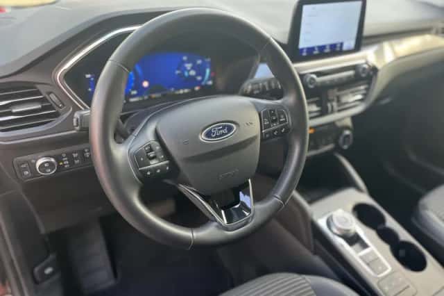 Ford Kuga (2022) thumbnail 18