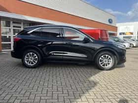Ford Kuga (2022) thumbnail 10
