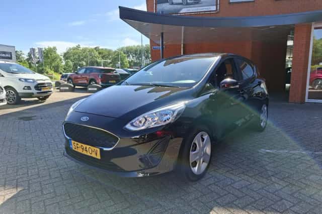 Ford Fiesta (2018) thumbnail 2