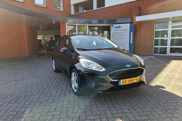 Ford Fiesta (2018) thumbnail 4