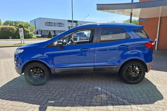 Ford EcoSport (2017) thumbnail 6