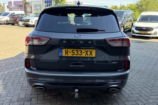 Ford Kuga (2021) thumbnail 6