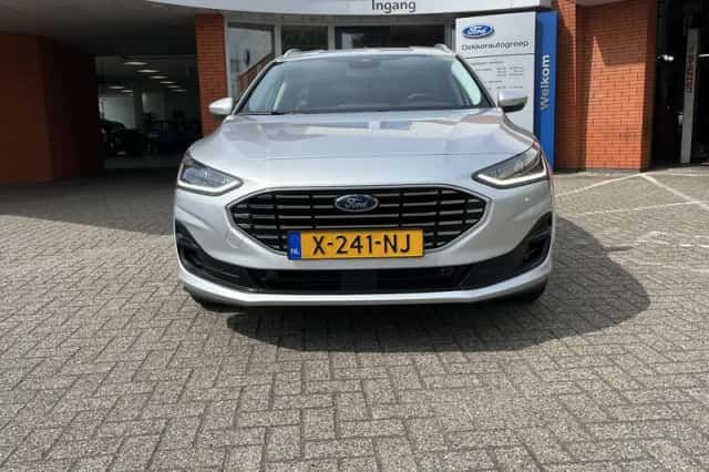 Ford Focus (2024) thumbnail 2
