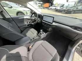 Ford Focus (2024) thumbnail 14