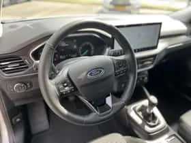 Ford Focus (2024) thumbnail 18