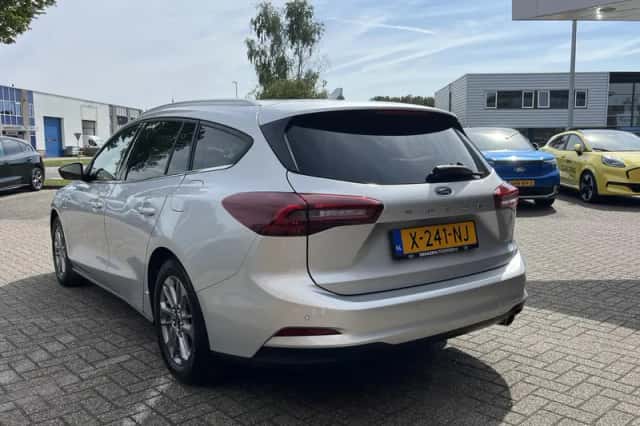 Ford Focus (2024) thumbnail 5
