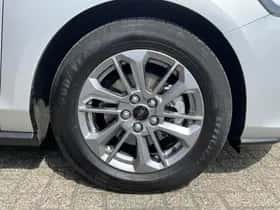 Ford Focus (2024) thumbnail 10