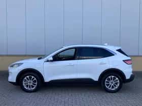 Ford Kuga (2022) thumbnail 3