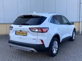 Ford Kuga (2022) thumbnail 24