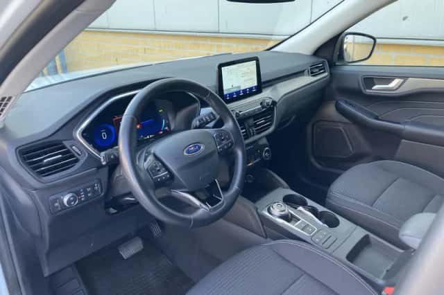 Ford Kuga (2022) thumbnail 6