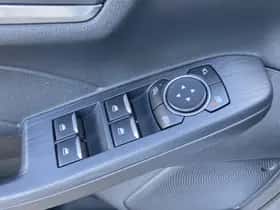 Ford Kuga (2022) thumbnail 10