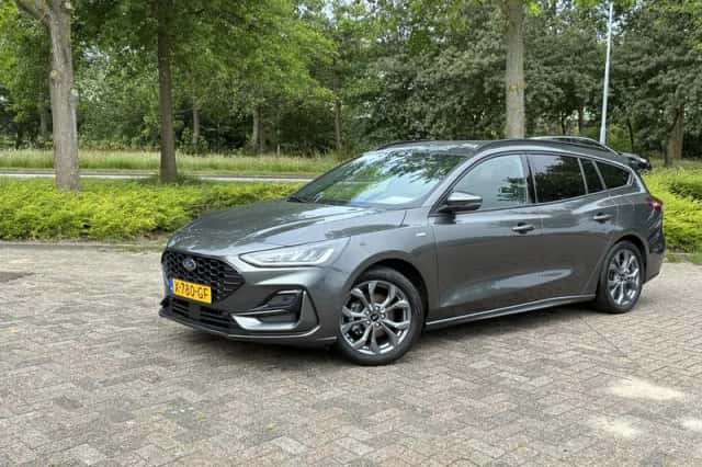 Ford Focus (2023) thumbnail 2