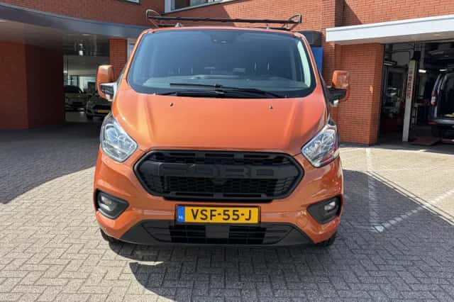 Ford Transit Custom (2022) thumbnail 2