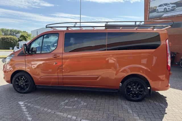 Ford Transit Custom (2022) thumbnail 4