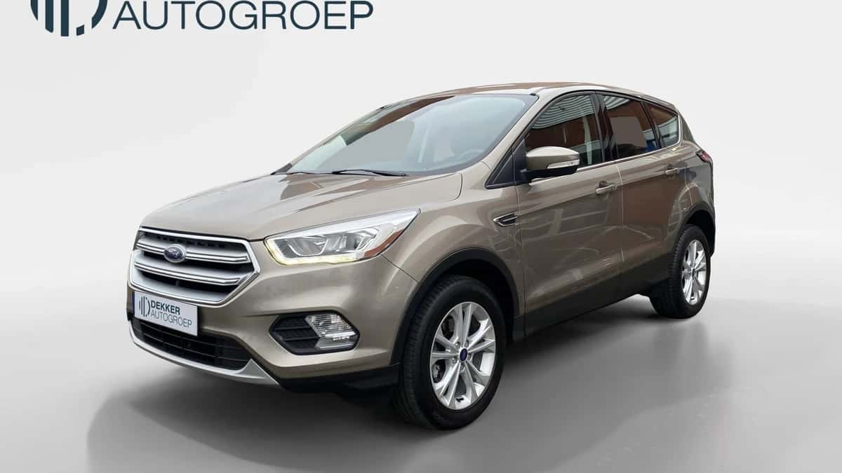 Ford Kuga (2019) — foto 1