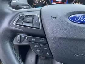 Ford Kuga (2019) thumbnail 17