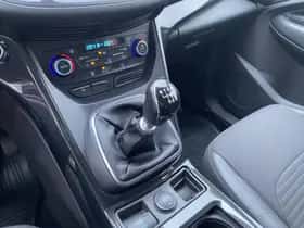 Ford Kuga (2019) thumbnail 22