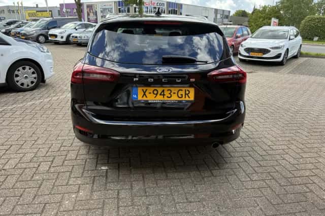 Ford Focus (2023) thumbnail 6