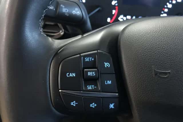 Ford Fiesta (2023) thumbnail 13