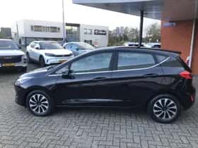 Ford Fiesta (2023) thumbnail 3