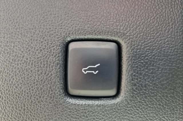 Ford Kuga (2025) thumbnail 12