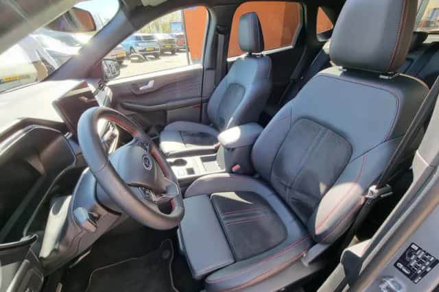 Ford Kuga (2025) thumbnail 15