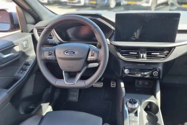 Ford Kuga (2025) thumbnail 17