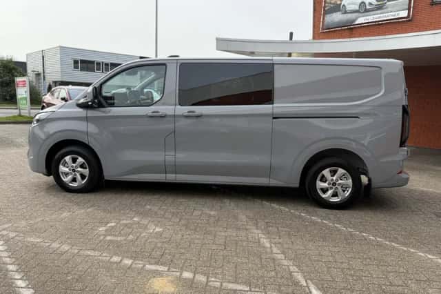 Ford Transit Custom (2026) thumbnail 4