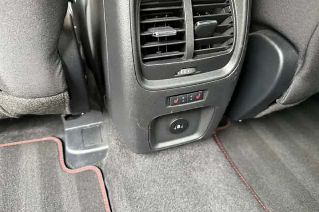 Ford Kuga (2024) thumbnail 14