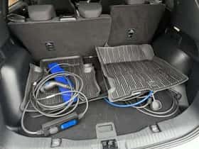 Ford Kuga (2024) thumbnail 15