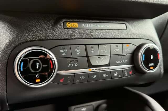 Ford Kuga (2024) thumbnail 26