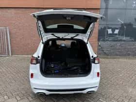 Ford Kuga (2024) thumbnail 5