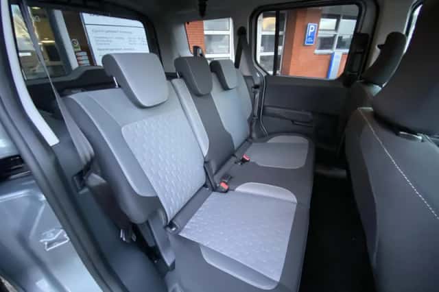 Ford Tourneo Courier (2025) thumbnail 20